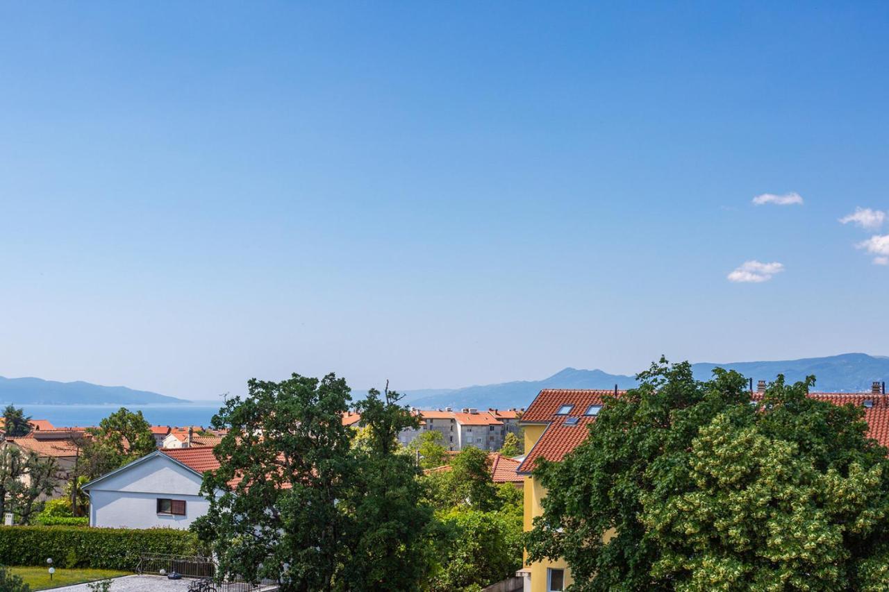 Kvarner Bay 4* - Apartments 1 & 3 Rijeka Exterior foto
