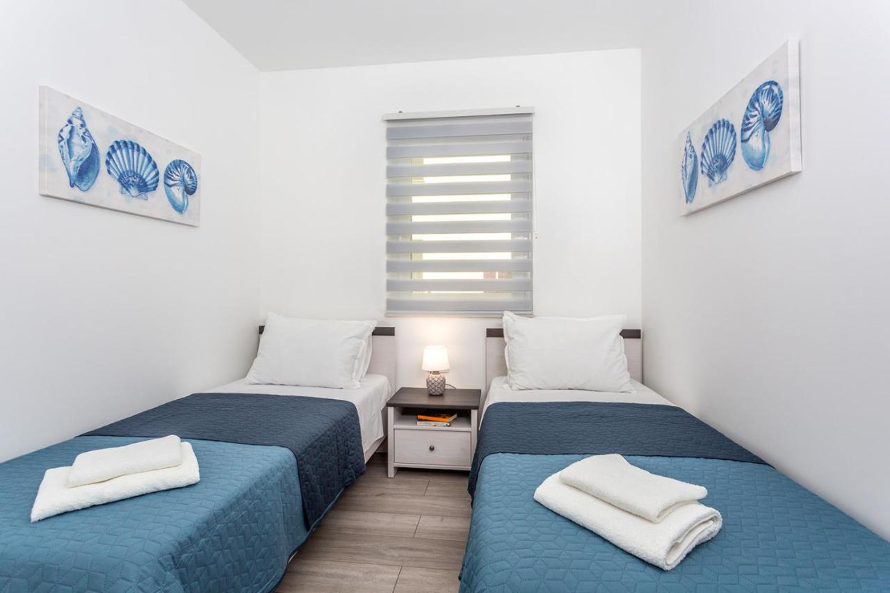 Kvarner Bay 4* - Apartments 1 & 3 Rijeka Exterior foto